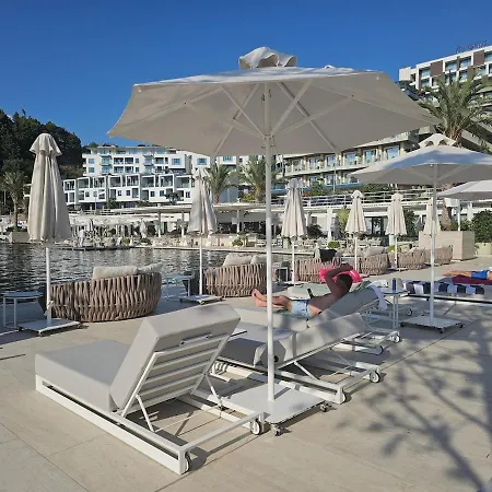 דירה Splendid Sea View, Great Location! *