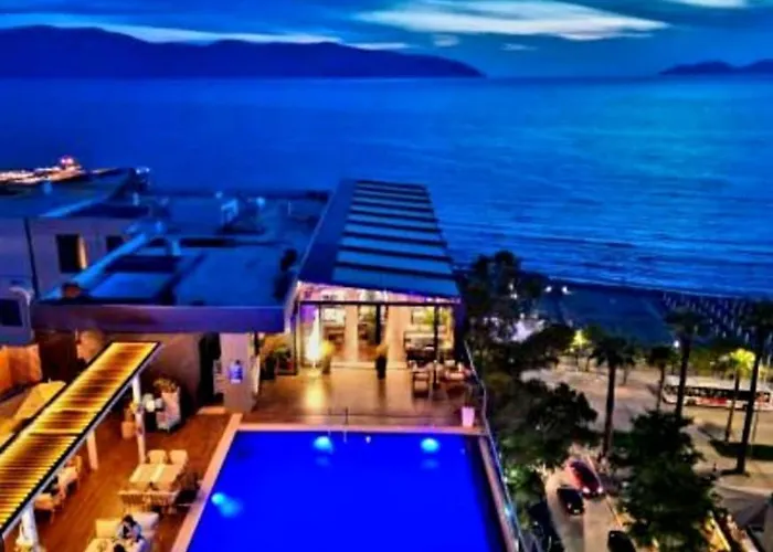 Splendid Sea View, Great Location! 公寓 Vlorë