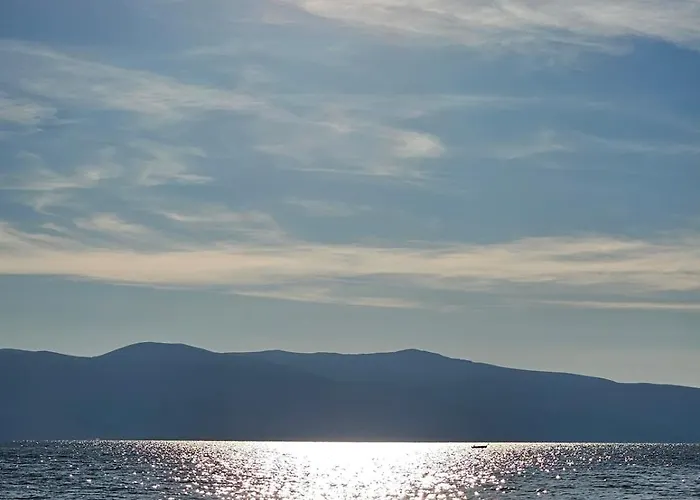 Splendid Sea View, Great Location! 公寓 *