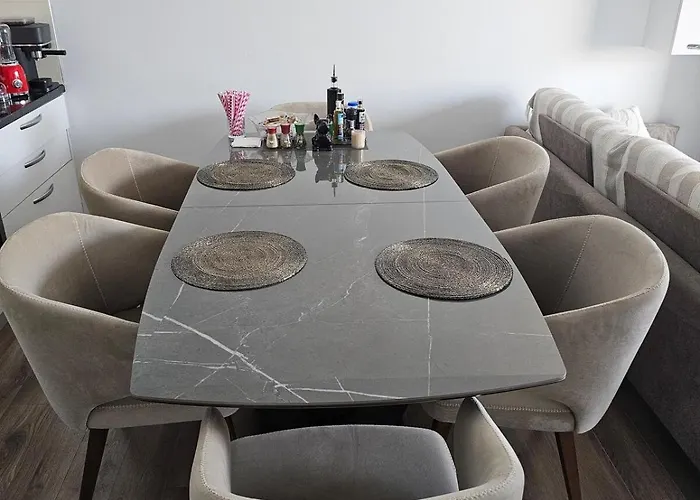 Splendid Sea View, Great Location! 公寓