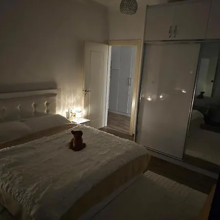 Apartment Splendid Sea View, Great Location!