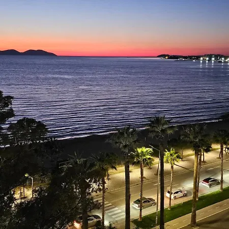 Splendid Sea View, Great Location! *