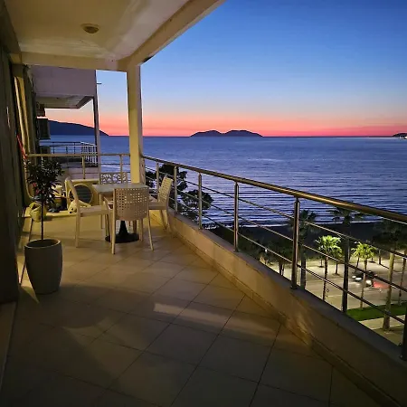 Splendid Sea View, Great Location! Apartamento Vlorë