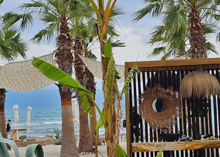 Apartment Splendid Sea View, Great Location!